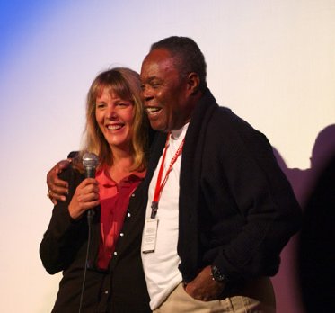 Фото - Сэм Мур: 373x348 / 20 Кб