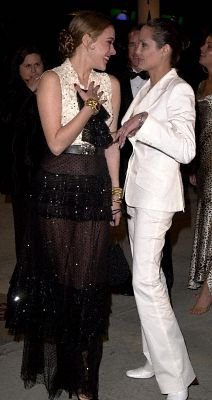 Фото - Анджелина Джоли: 212x400 / 20 Кб