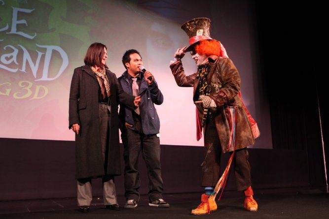 Фото - Коллин Этвуд: 667x445 / 43 Кб