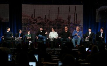 Фото - Томми Дьюи: 366x226 / 16 Кб