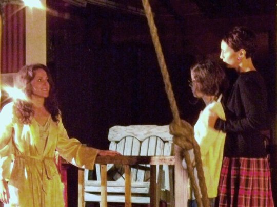 Фото - Пэрис Бенжамин: 540x405 / 44 Кб