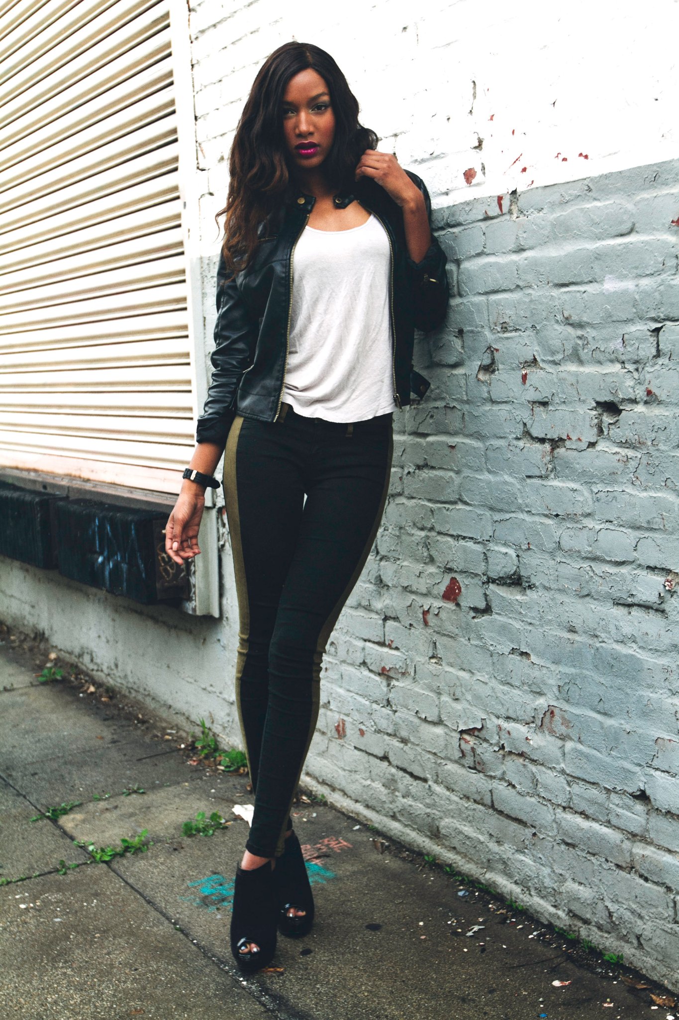 Фото - Кристал Харрис: 1365x2048 / 576 Кб