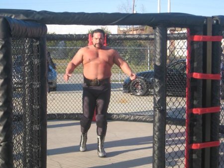 Фото - Джино Джаленто: 450x338 / 42 Кб