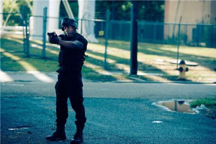 Фото - Шон Грант: 426x284 / 33 Кб