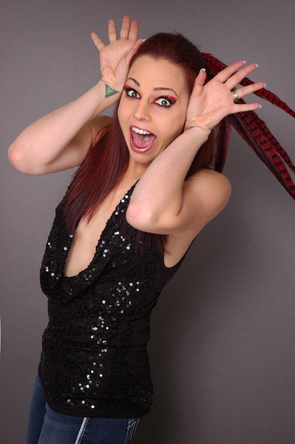 Фото - Миракоул Уолкер: 598x900 / 64 Кб