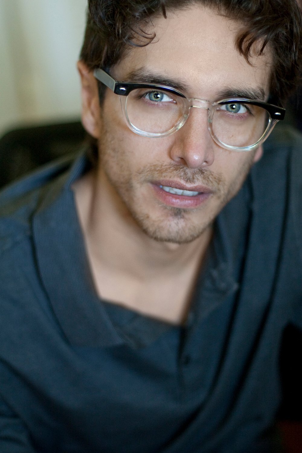 Фото - Джошуа Китон: 1000x1500 / 173 Кб