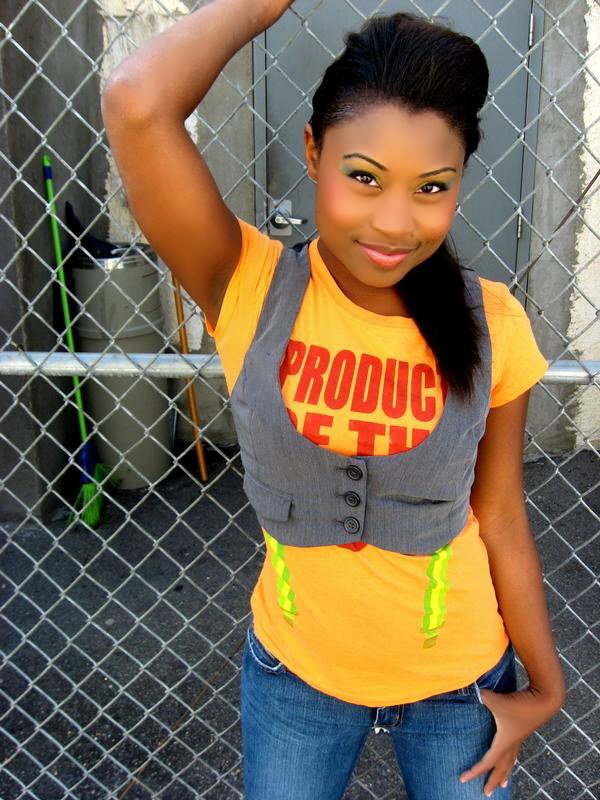 Фото - Тиффани Т. Тьюнс: 600x800 / 104 Кб