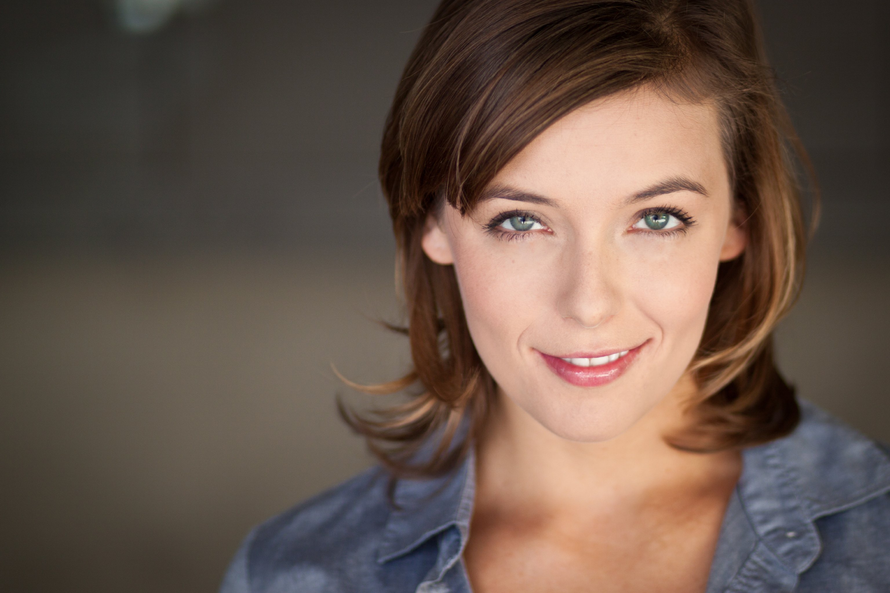 Фото - Роуз Бачтел: 3072x2048 / 518 Кб