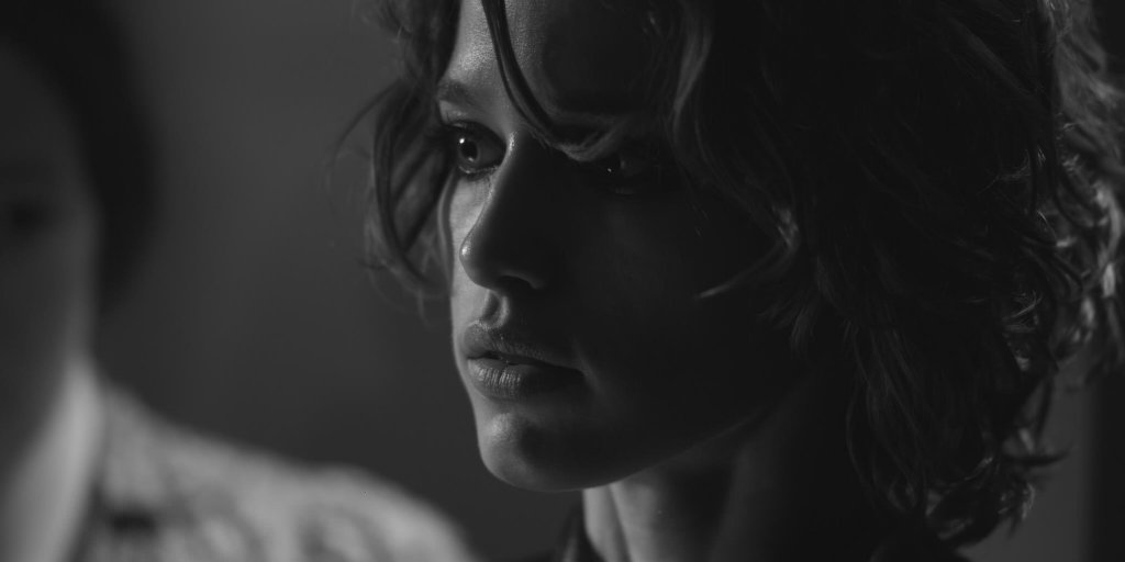 Фото - Эвалена Мари: 1024x512 / 29 Кб