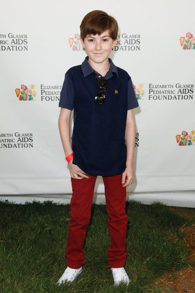 Фото - Мэйсон Кук: 396x594 / 46 Кб