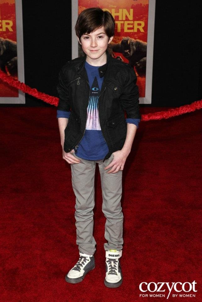 Фото - Мэйсон Кук: 643x960 / 86 Кб