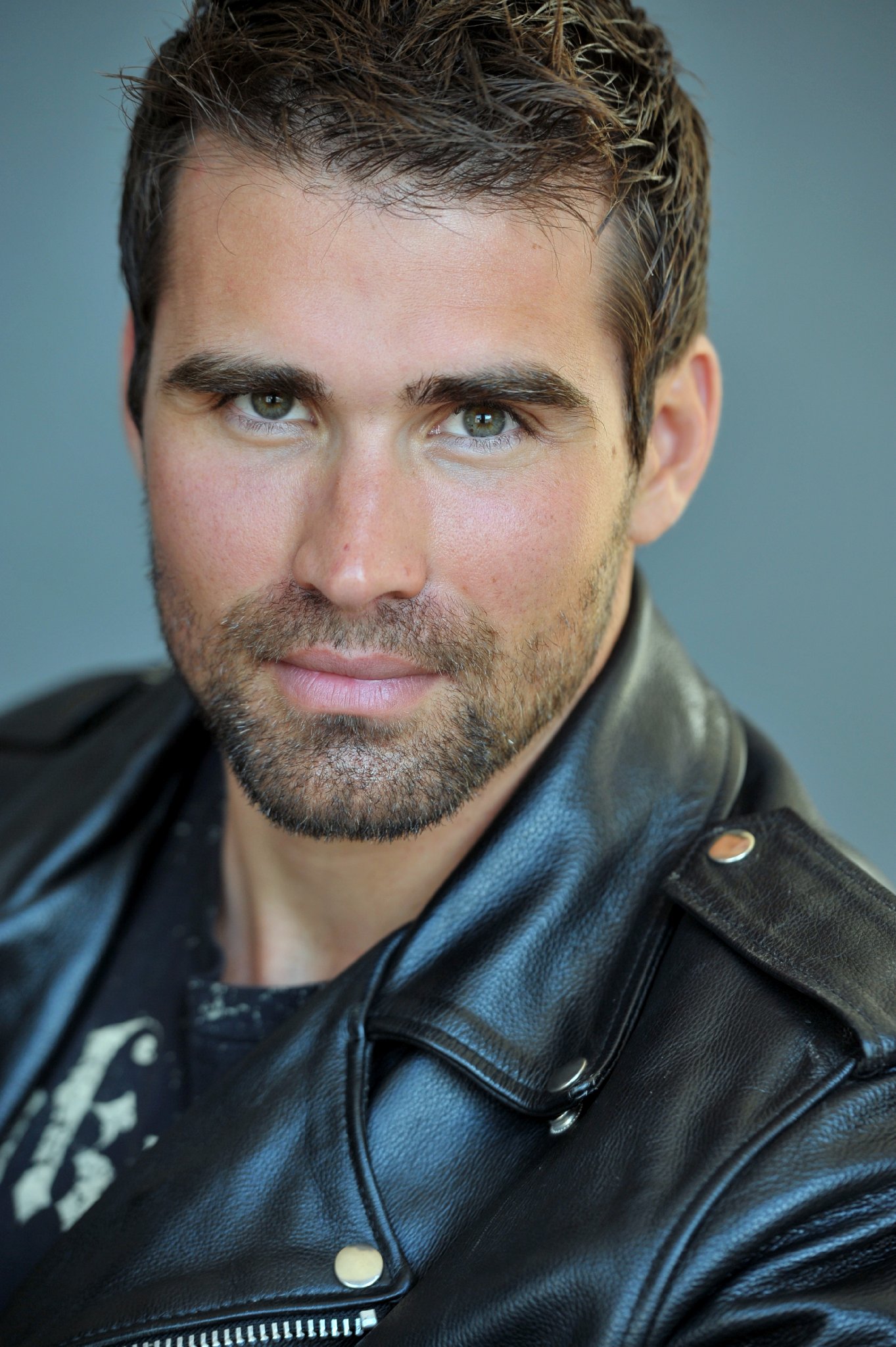 Фото - Филип Иванов: 1363x2048 / 400 Кб