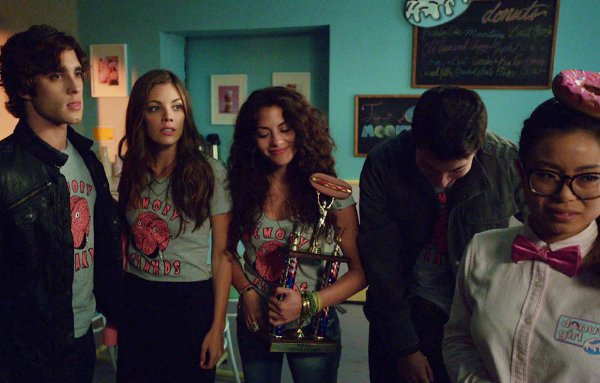 Фото - Инбар Лави: 600x383 / 47 Кб