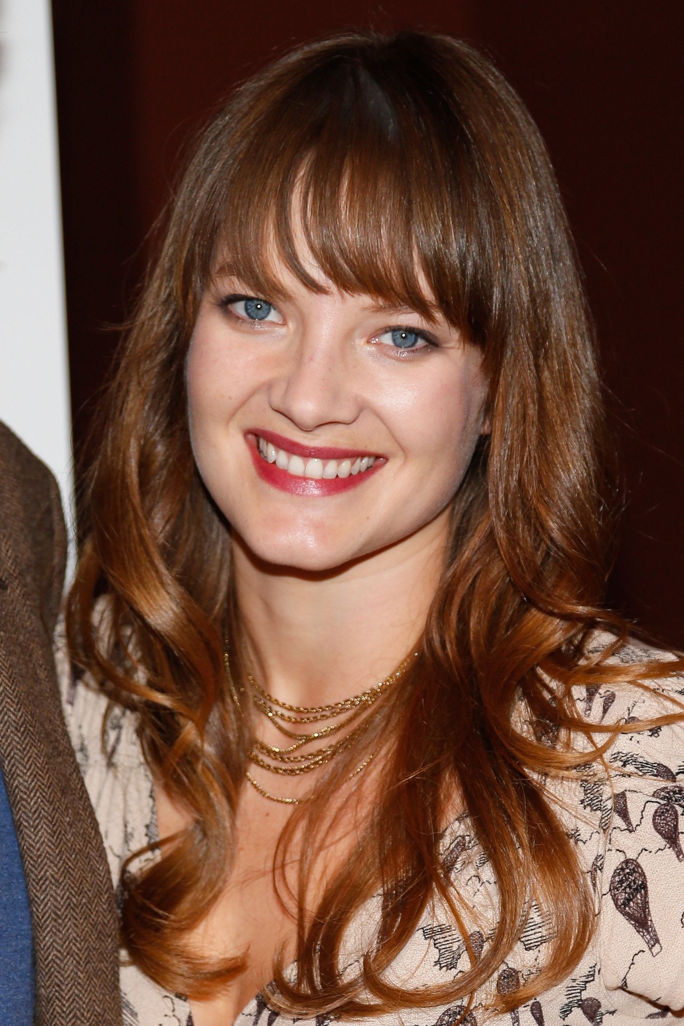 Фото - Кристин Слейсмен: 1365x2048 / 499 Кб