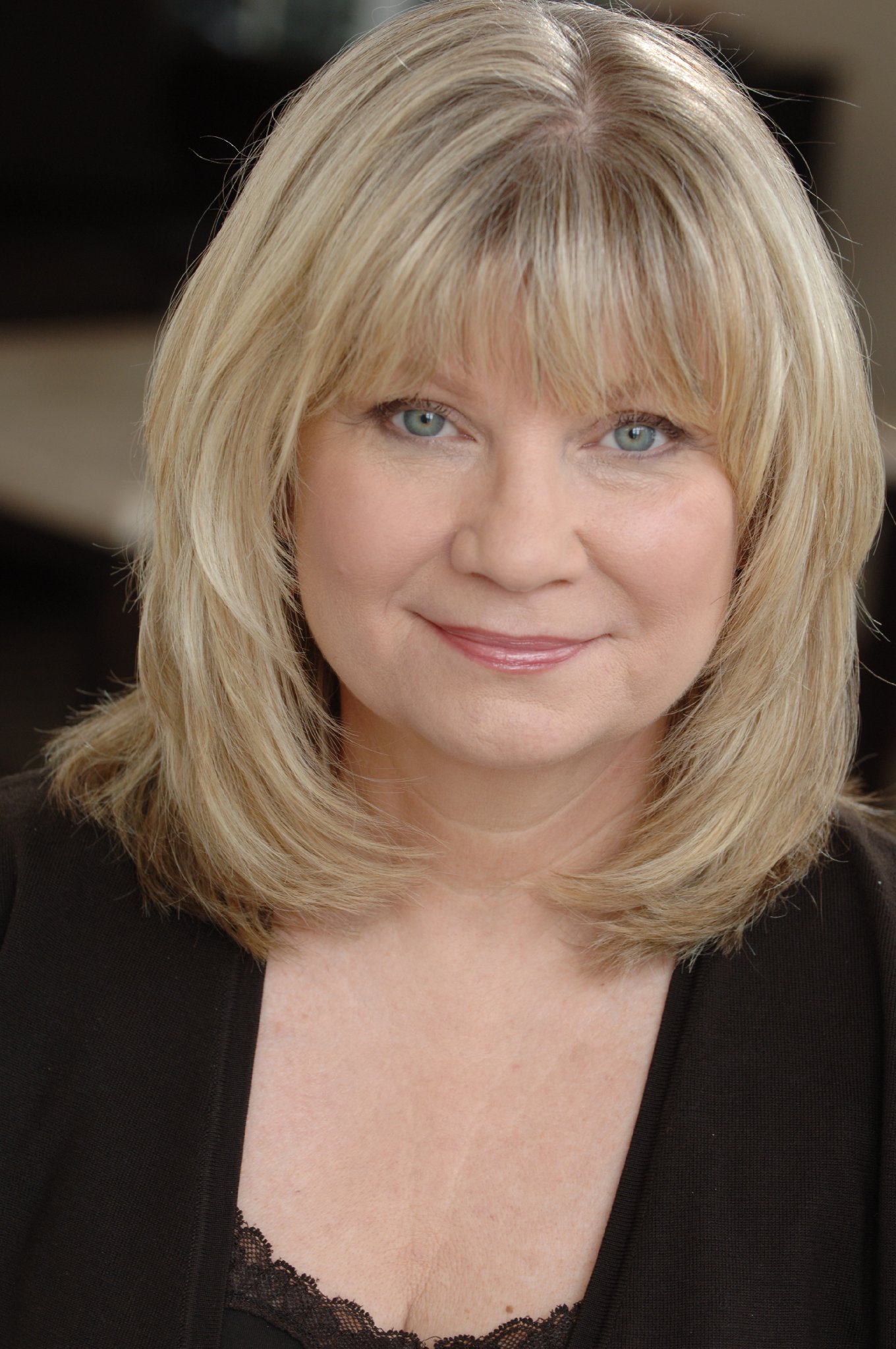 Фото - Жан Хартселл: 1360x2048 / 387 Кб