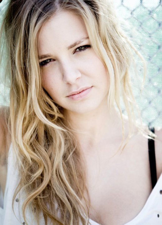 Фото - Ариана Мадикс: 520x720 / 67 Кб