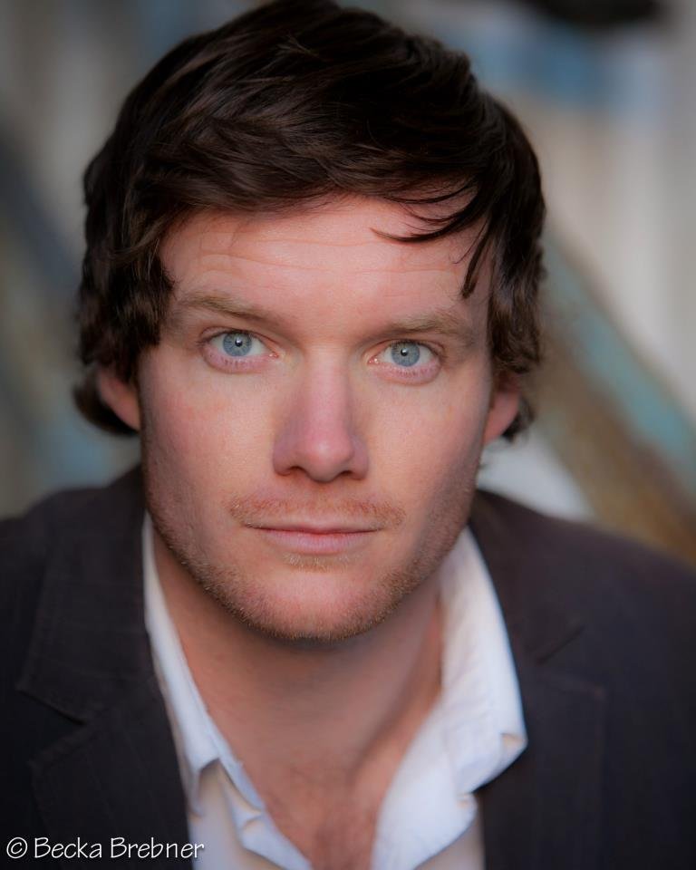 Фото - Брайан Сазерленд: 768x960 / 57 Кб