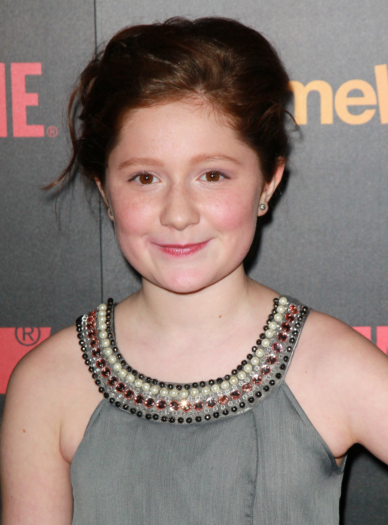 Фото - Эмма Кинни: 1515x2048 / 472 Кб