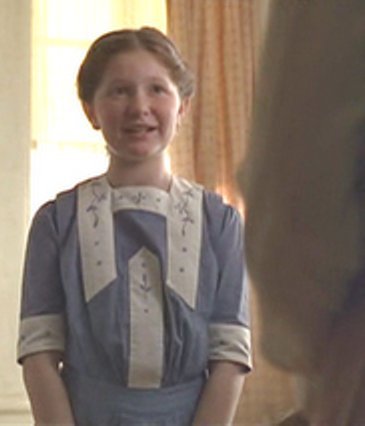 Фото - Эмма Кинни: 365x426 / 19 Кб