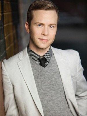 Фото - Клифтон Гутерман: 300x400 / 22 Кб