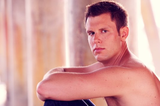 Фото - Джеб Филлипс: 533x355 / 24 Кб