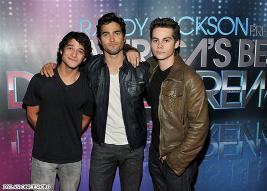 Фото - Дилан О'Брайен: 529x380 / 46 Кб