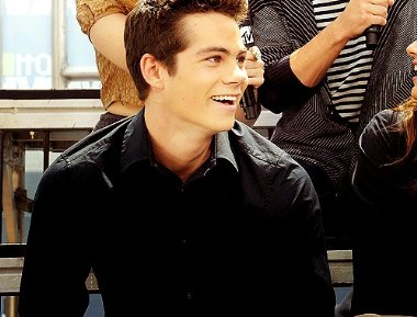 Фото - Дилан О'Брайен: 380x289 / 27 Кб