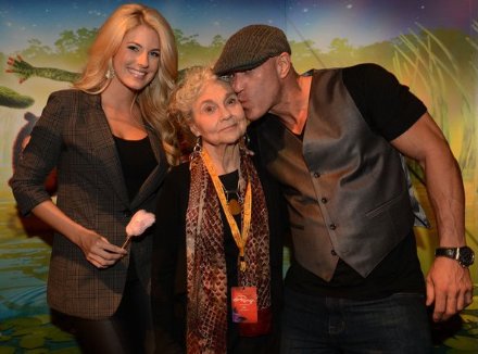 Фото - Стефани Ли Шлунд: 440x326 / 32 Кб