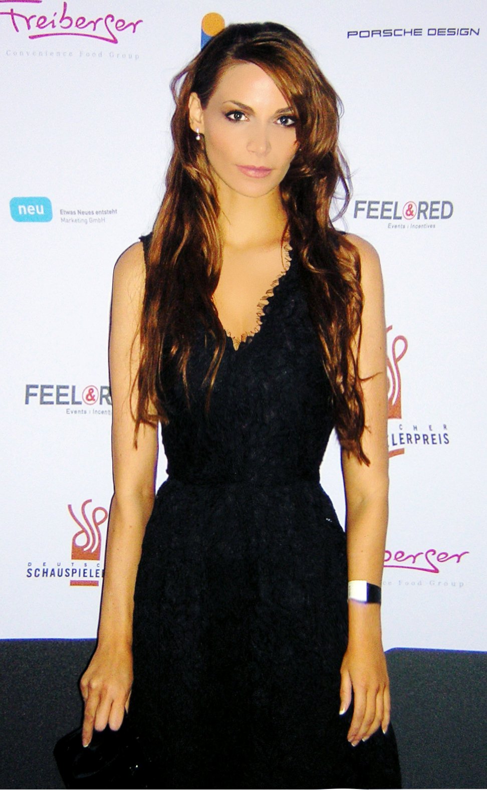 Фото - Сандра Линз: 972x1576 / 211 Кб