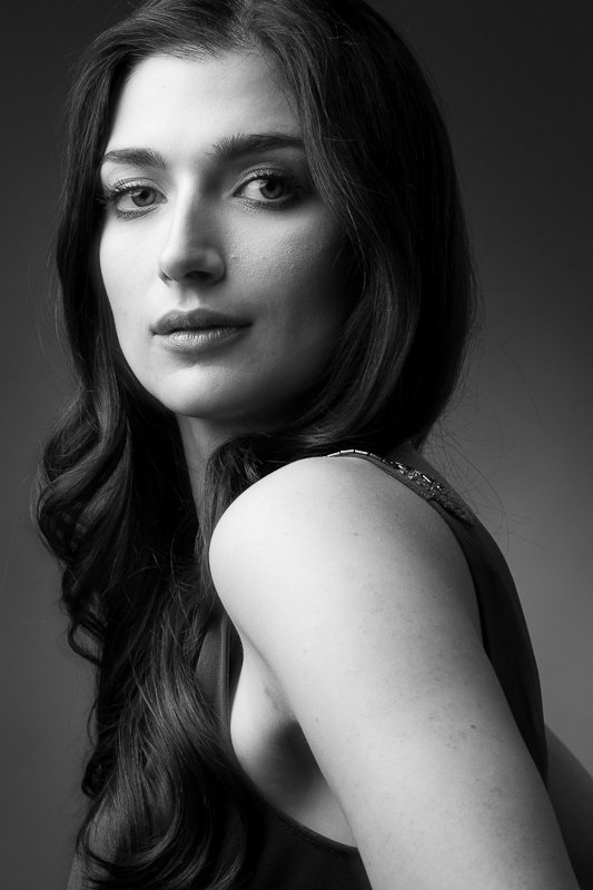 Фото - Тиффани Лонсдэйл: 533x800 / 54 Кб