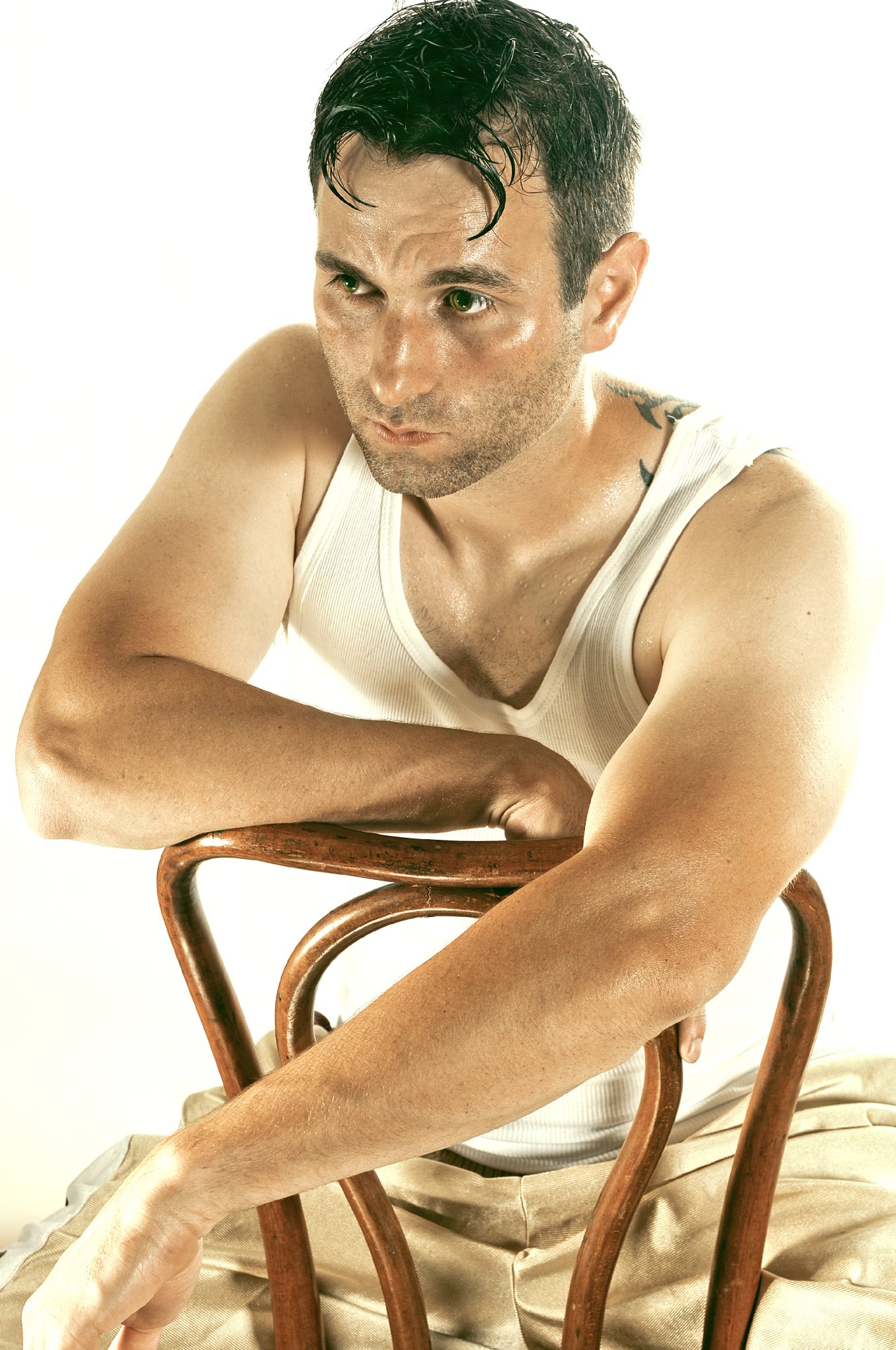 Фото - Джимми Сканлон: 1360x2048 / 463 Кб