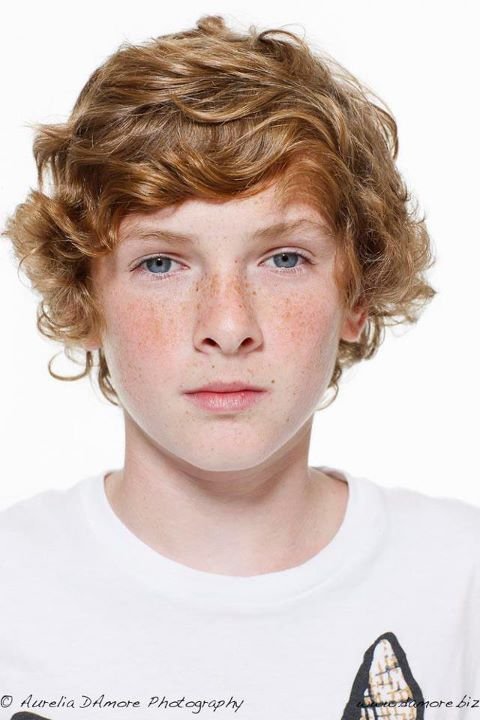 Фото - Джастин Халл: 480x720 / 50 Кб