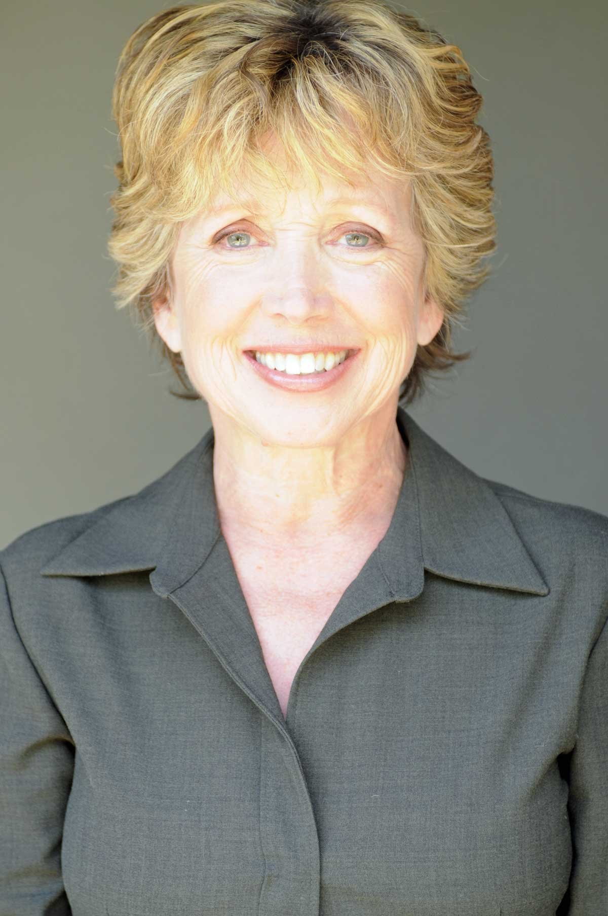 Фото - Дженнифер Грэйс Фармер: 1200x1807 / 188 Кб