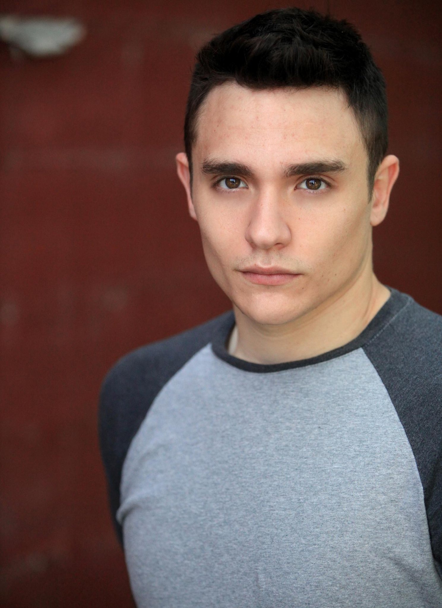 Фото - Кристофер Маррон: 1489x2048 / 332 Кб