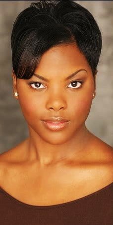 Фото - Эрика Митчелл: 228x451 / 16 Кб