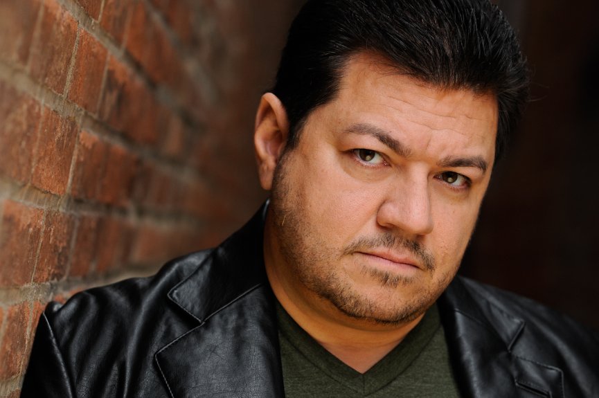 Фото - Питер Дж. Шевалье: 865x575 / 71 Кб