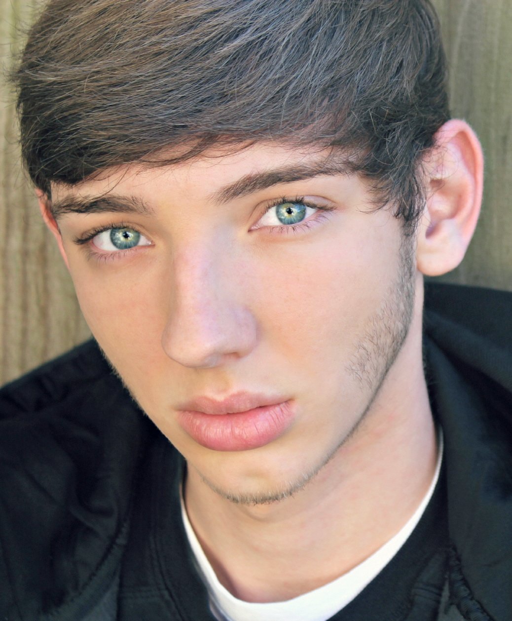 Фото - Джеррад Винович: 1038x1258 / 192 Кб