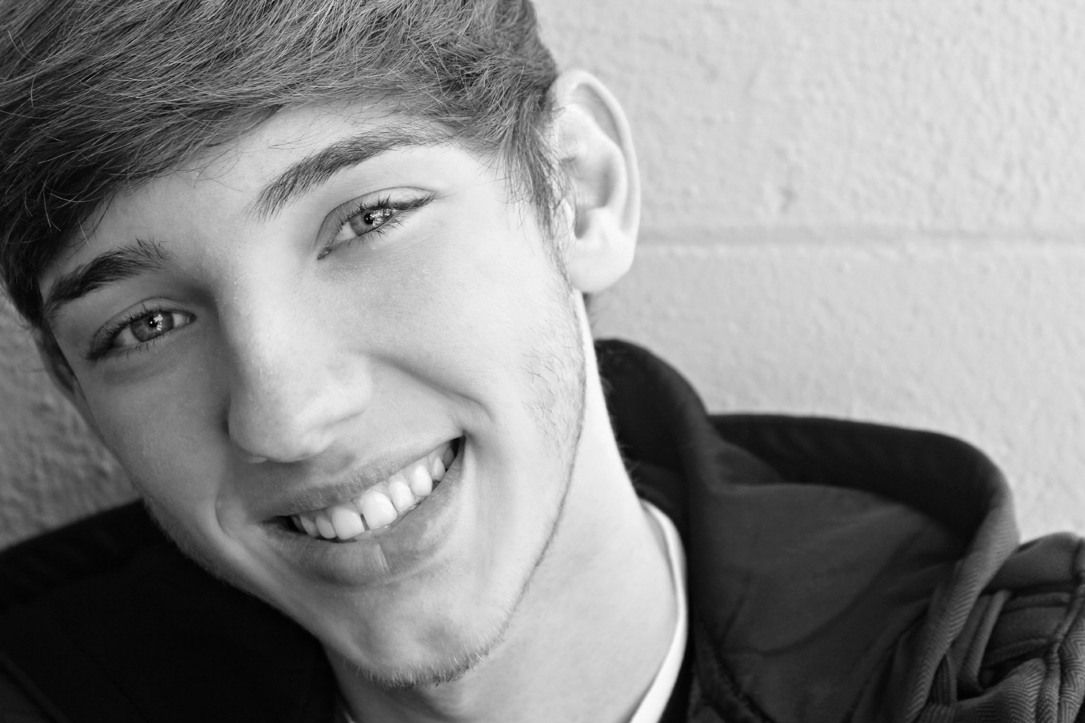 Фото - Джеррад Винович: 2212x1475 / 334 Кб