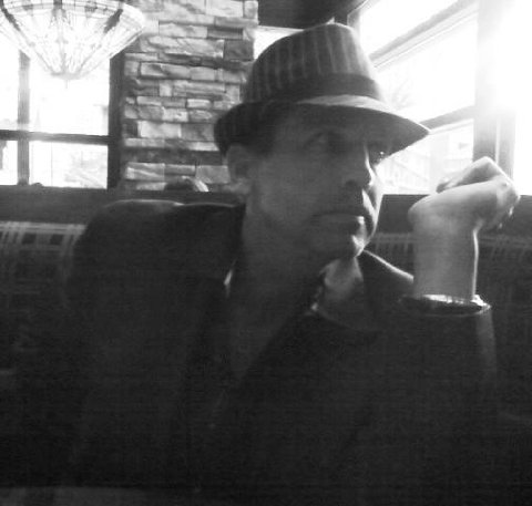 Фото - Майкл Бауэр: 480x457 / 29 Кб