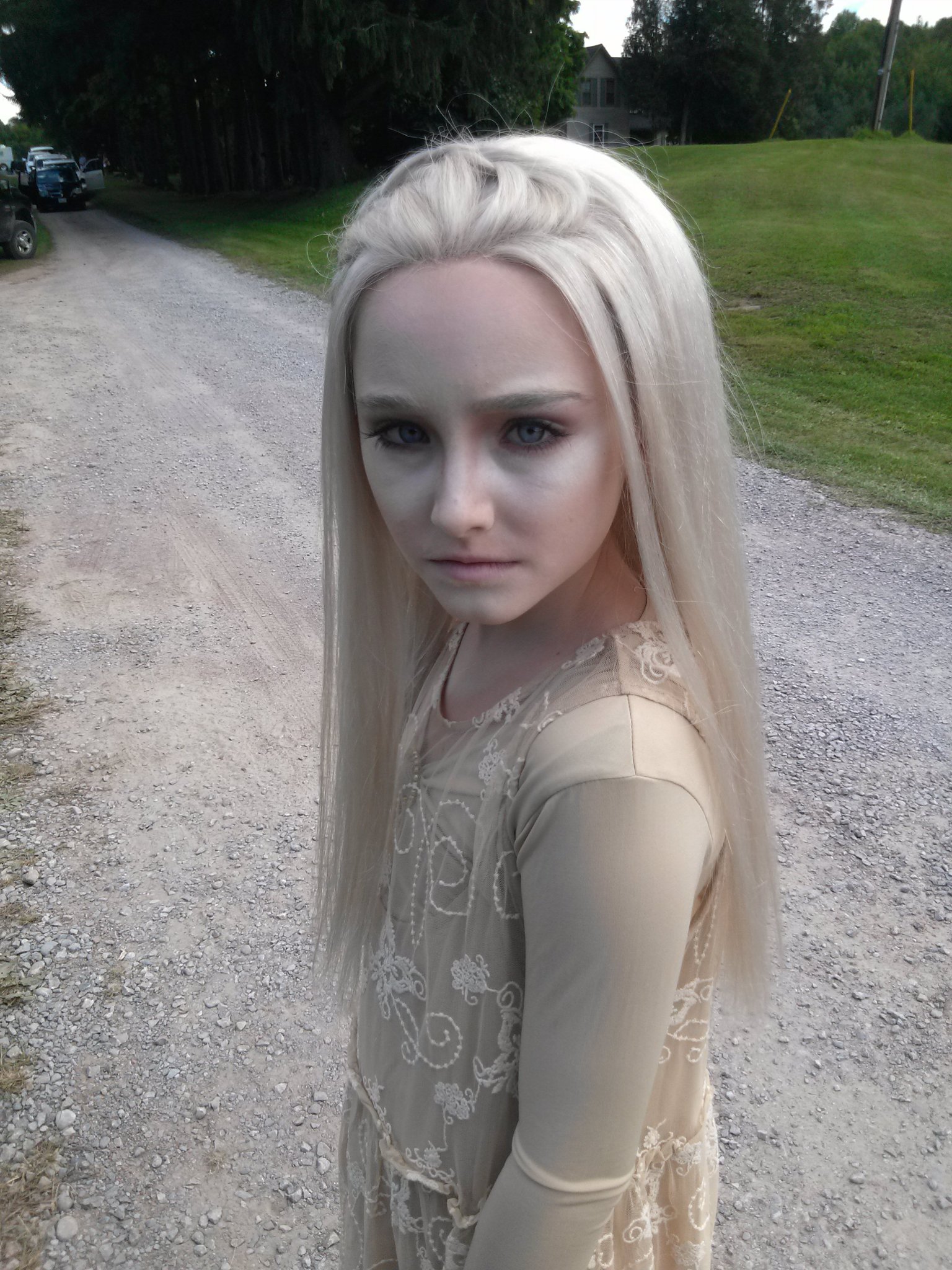 Фото - Хоуп Флери: 1536x2048 / 569 Кб