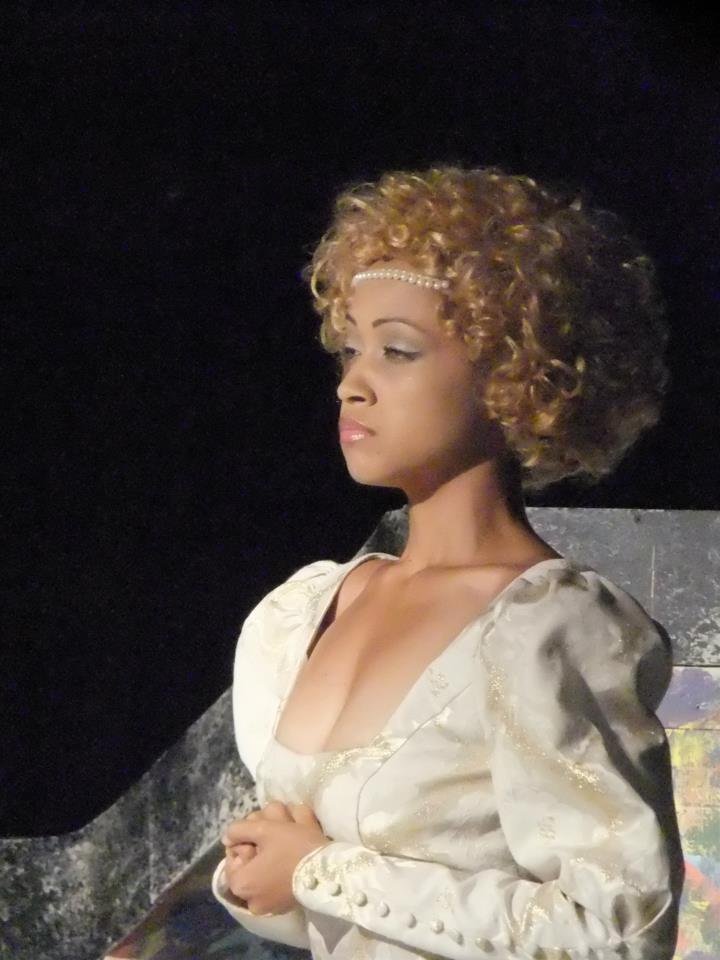 Фото - Кэй Смит: 720x960 / 76 Кб