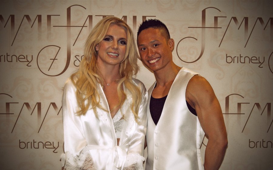 Фото - Адриан Ву: 900x562 / 81 Кб