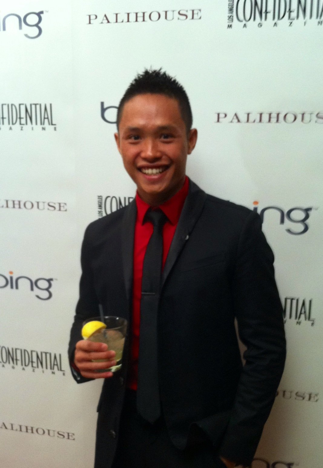 Фото - Адриан Ву: 1067x1547 / 179 Кб