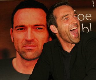 Фото - Джо Рабль: 332x276 / 17 Кб