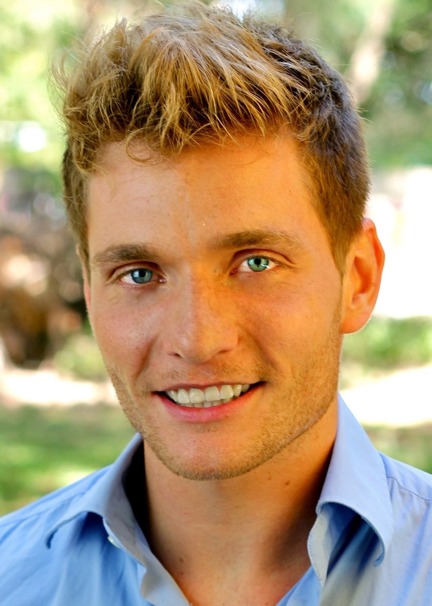 Фото - Стефан Могел: 852x1194 / 156 Кб