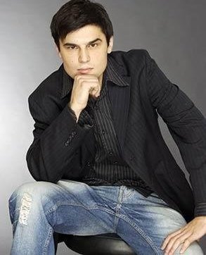 Фото - Саша Милан: 293x362 / 22 Кб