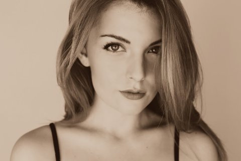 Фото - Элиз Дюфур: 480x320 / 18 Кб