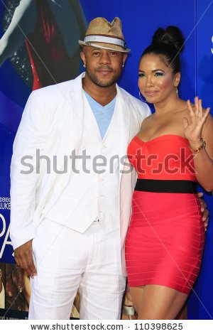 Фото - Рокмонд Данбар: 300x470 / 30 Кб