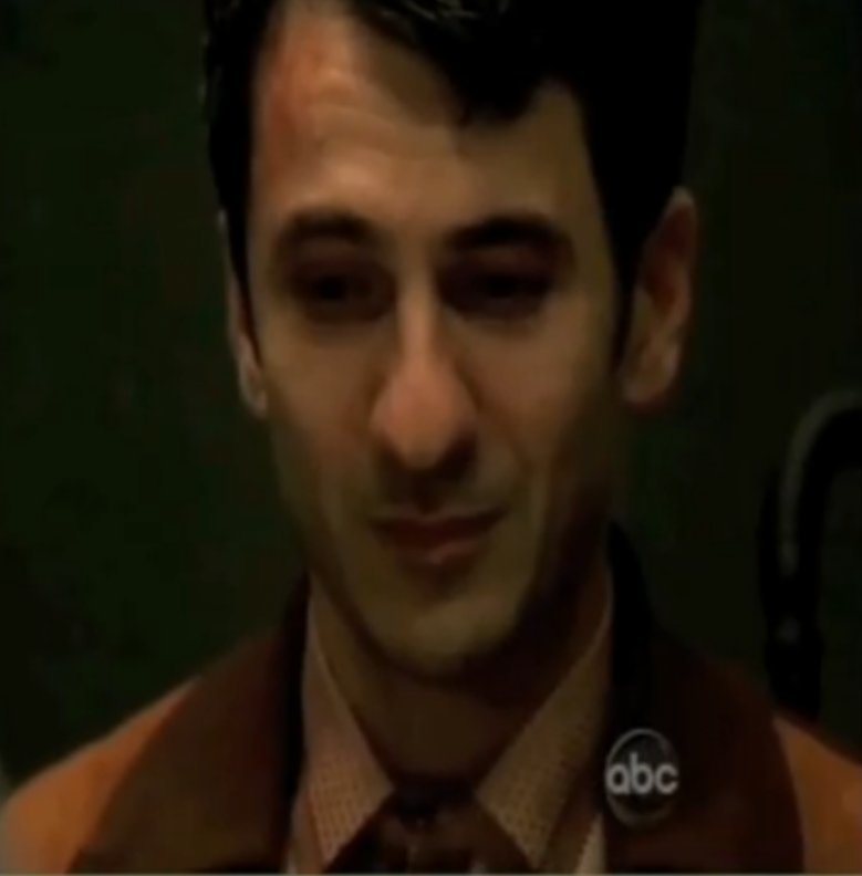 Фото - Майкл Аронов: 779x792 / 31 Кб