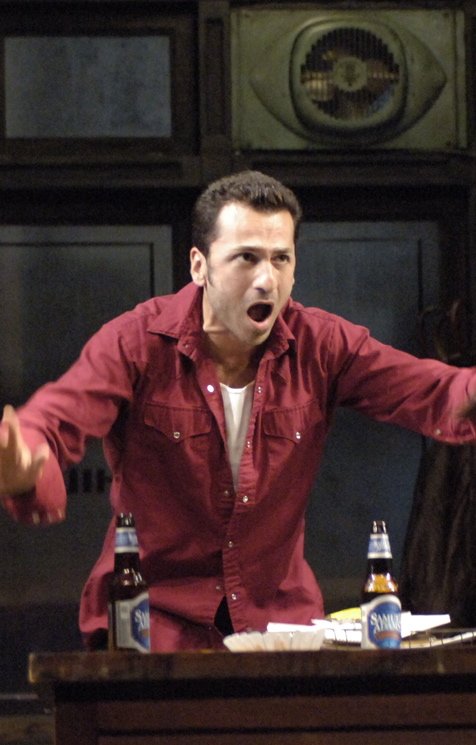 Фото - Майкл Аронов: 476x745 / 60 Кб